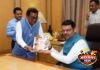 आदिवासी समाजाला भाजपाशी जोडण्यासाठी राज्यभर जनसंपर्क अभियान; अनुसूचित जमाती मोर्चा प्रदेशाध्यक्ष व माजी आमदार डॉ. देवराव होळी यांनी मुख्यमंत्री देवेंद्र फडणवीस यांना सादर केला कार्याचा सविस्तर अहवाल